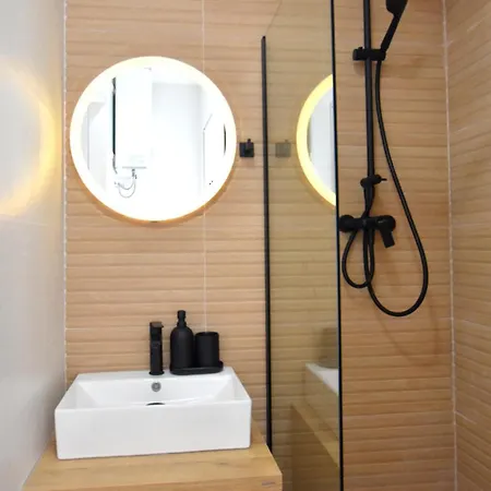 Spacious 3br Penthouse With Large Front Terrace - Stone Bbq & Sun Loungers Xagħra