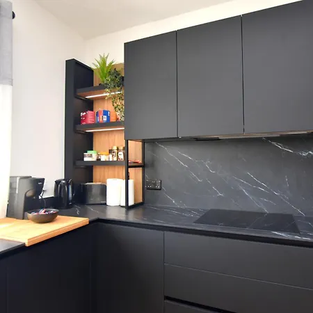 Spacious 3br Penthouse With Large Front Terrace - Stone Bbq & Sun Loungers * Xagħra