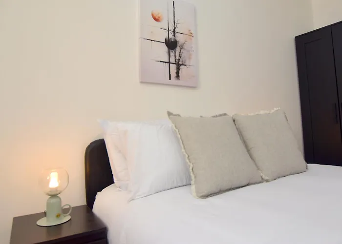 Spacious 3br Penthouse With Large Front Terrace - Stone Bbq & Sun Loungers Xagħra